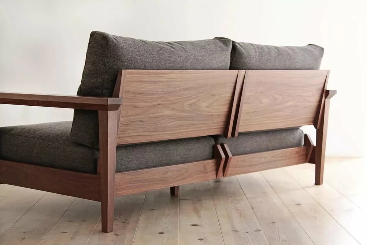  Wooden Sofa in Kolkata; Traditional Modern High Resistance Different Colors 