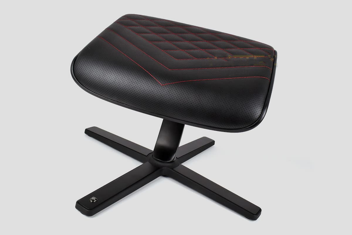  noblechairs real leather footrest 