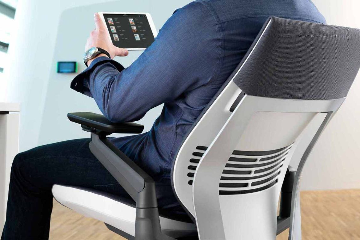 office ergonomic chair Canada at best prices ever