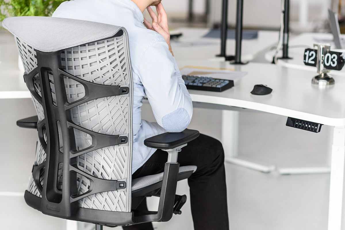  office ergonomic chair Canada at best prices ever 